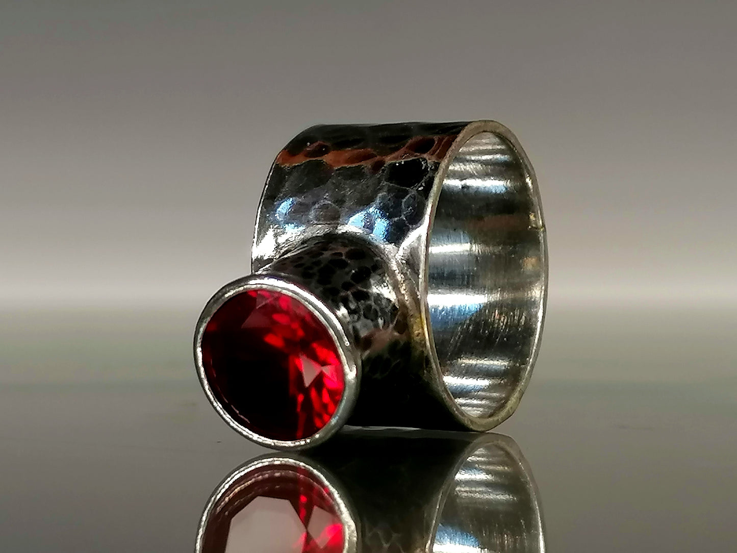 Silberring mit Zirkon