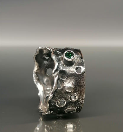 Ring with cubic zirconia