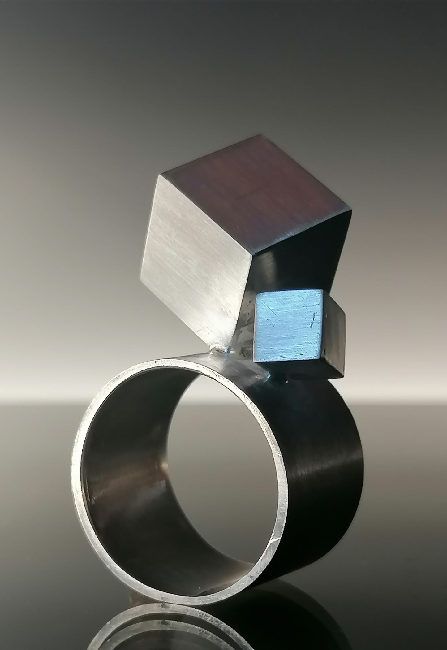 Silver modern ring 