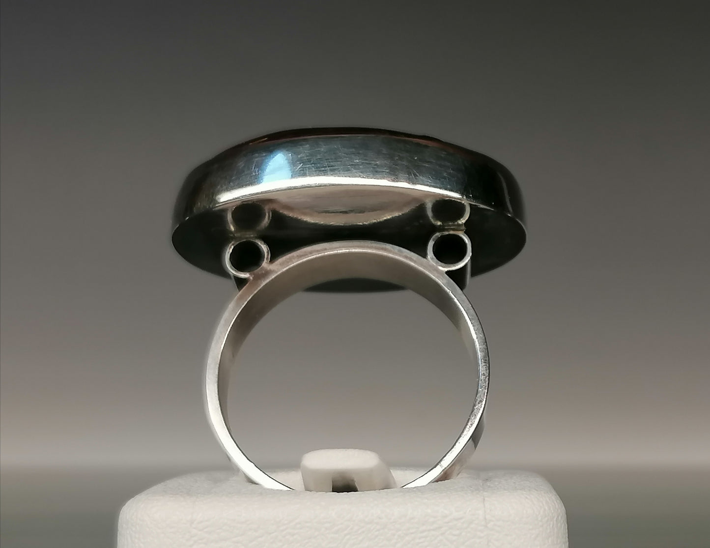 Silver ring with oval amber 