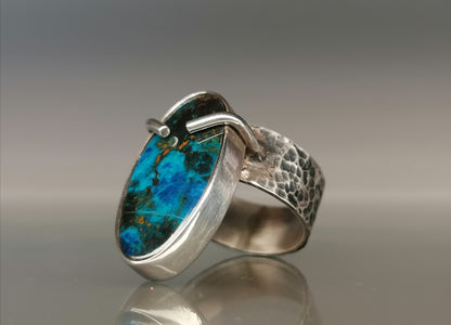 Beautiful ring with azurite