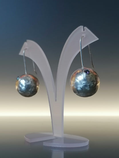 Elegant ball earrings 