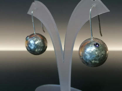 Elegant ball earrings 