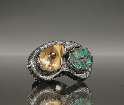 Ring with turquoise and amber