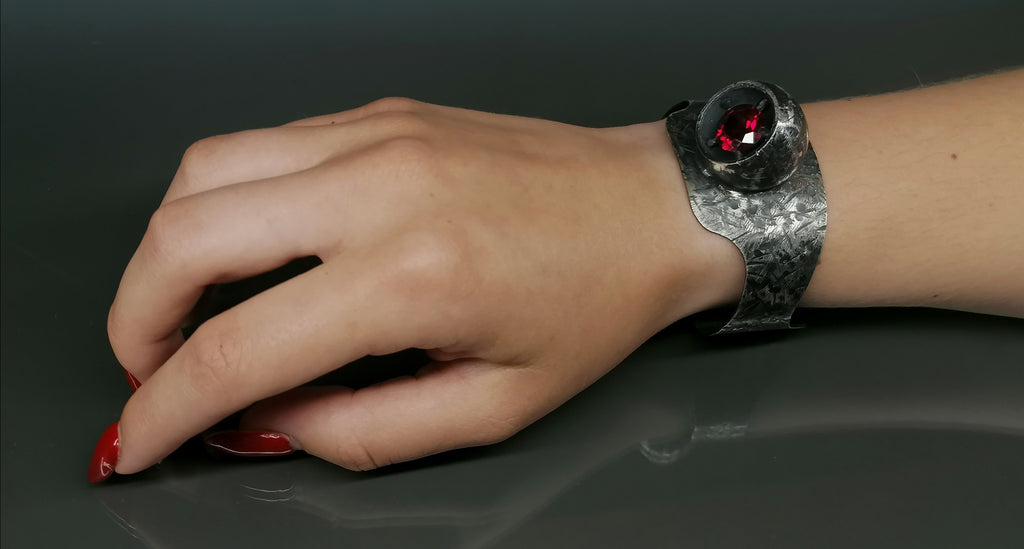 Bransoleta srebro " OBSERWATOR"