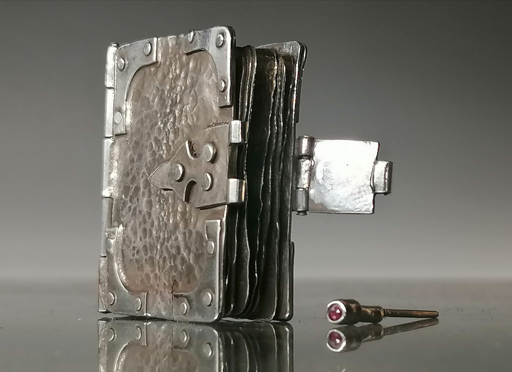 Naszyjnik srebro " PAMIĘTNIK"