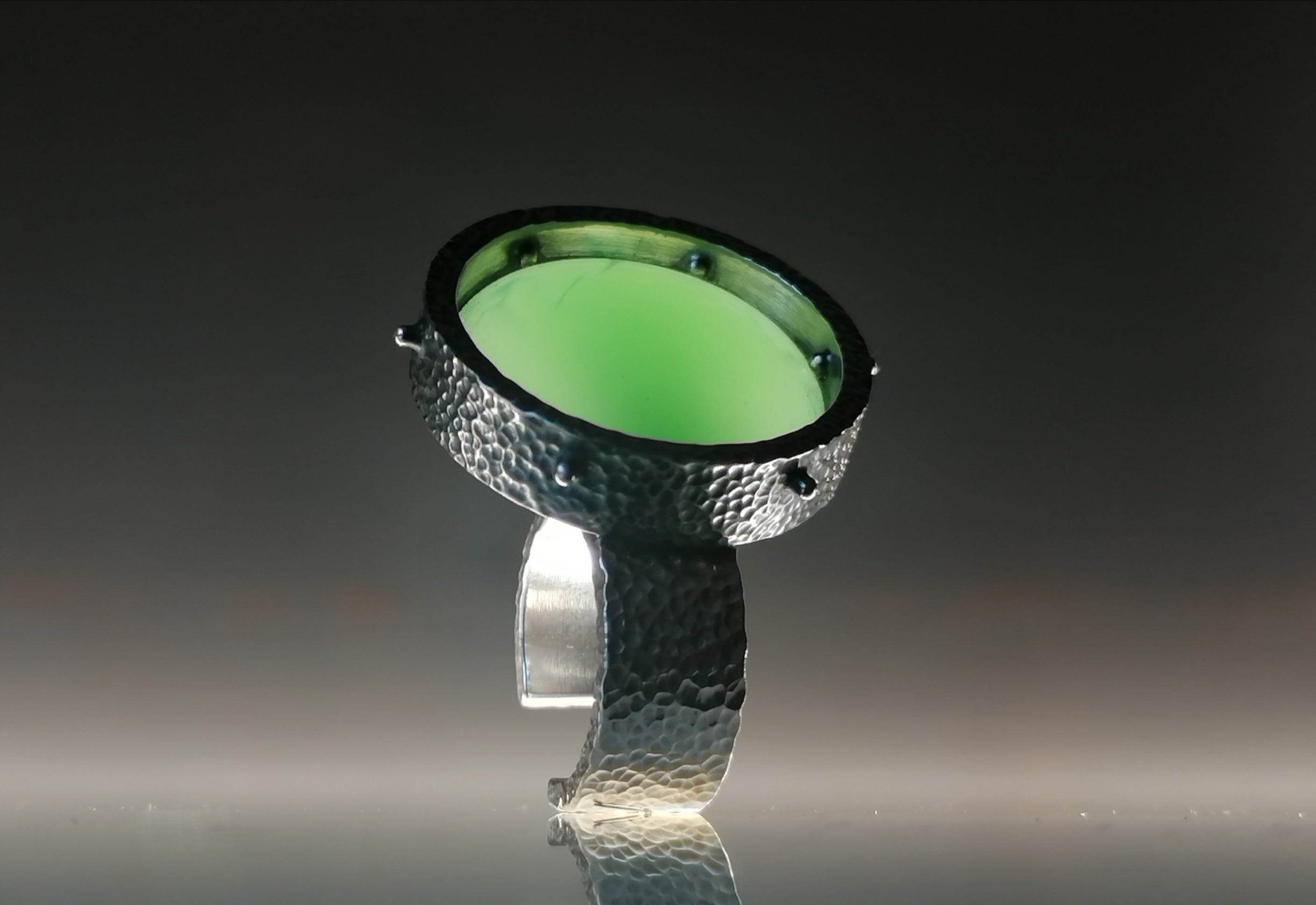 Pierścień srebro / szkło uranowe