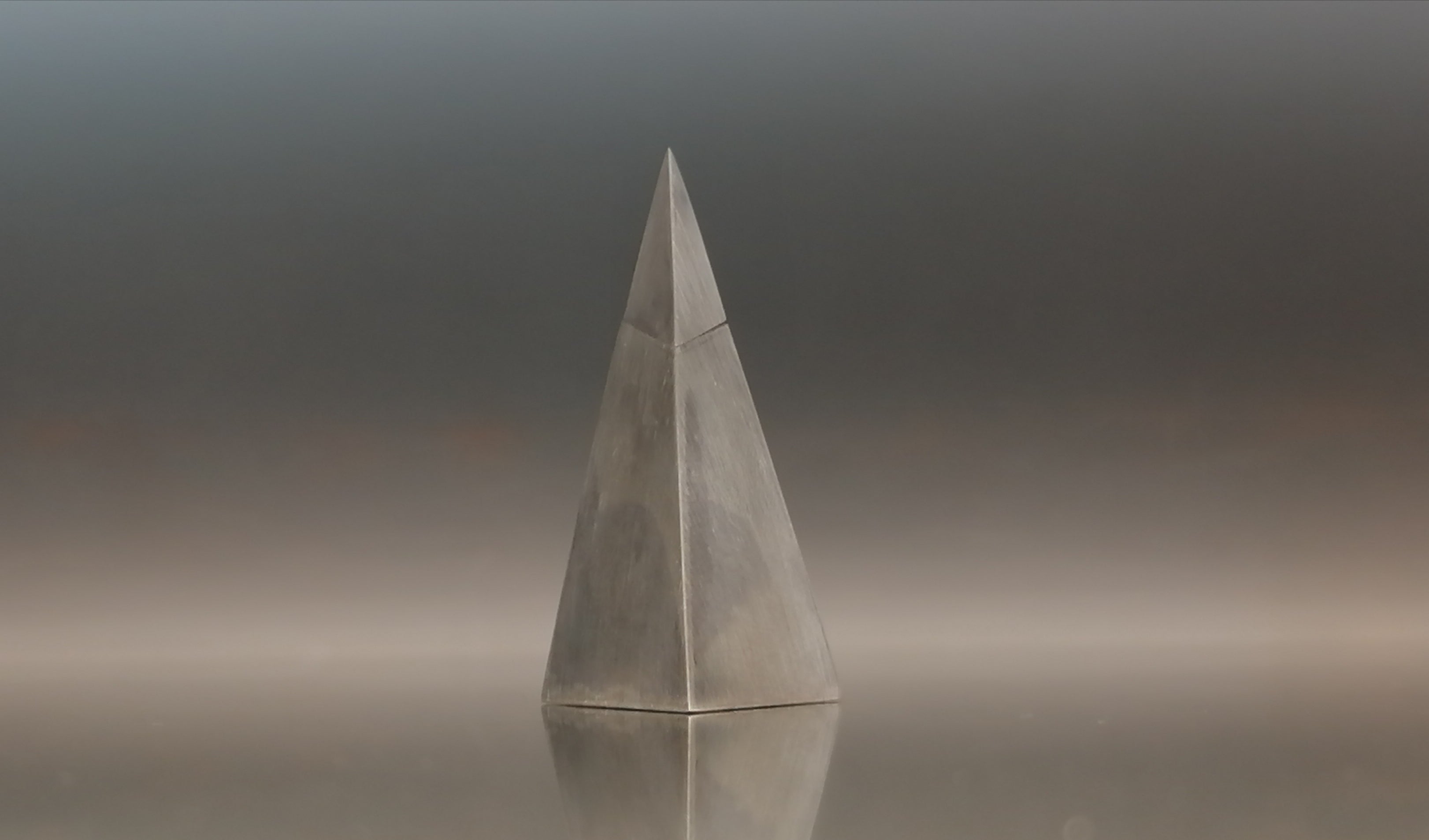 Flakon na perfumy / srebro