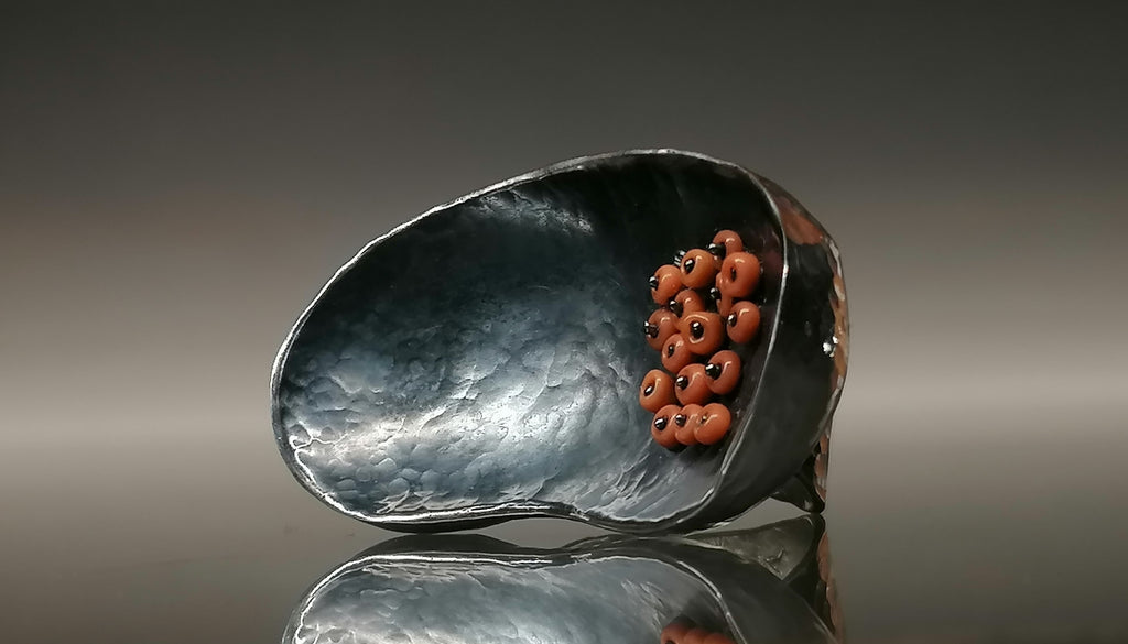 Pierścień srebro / korale