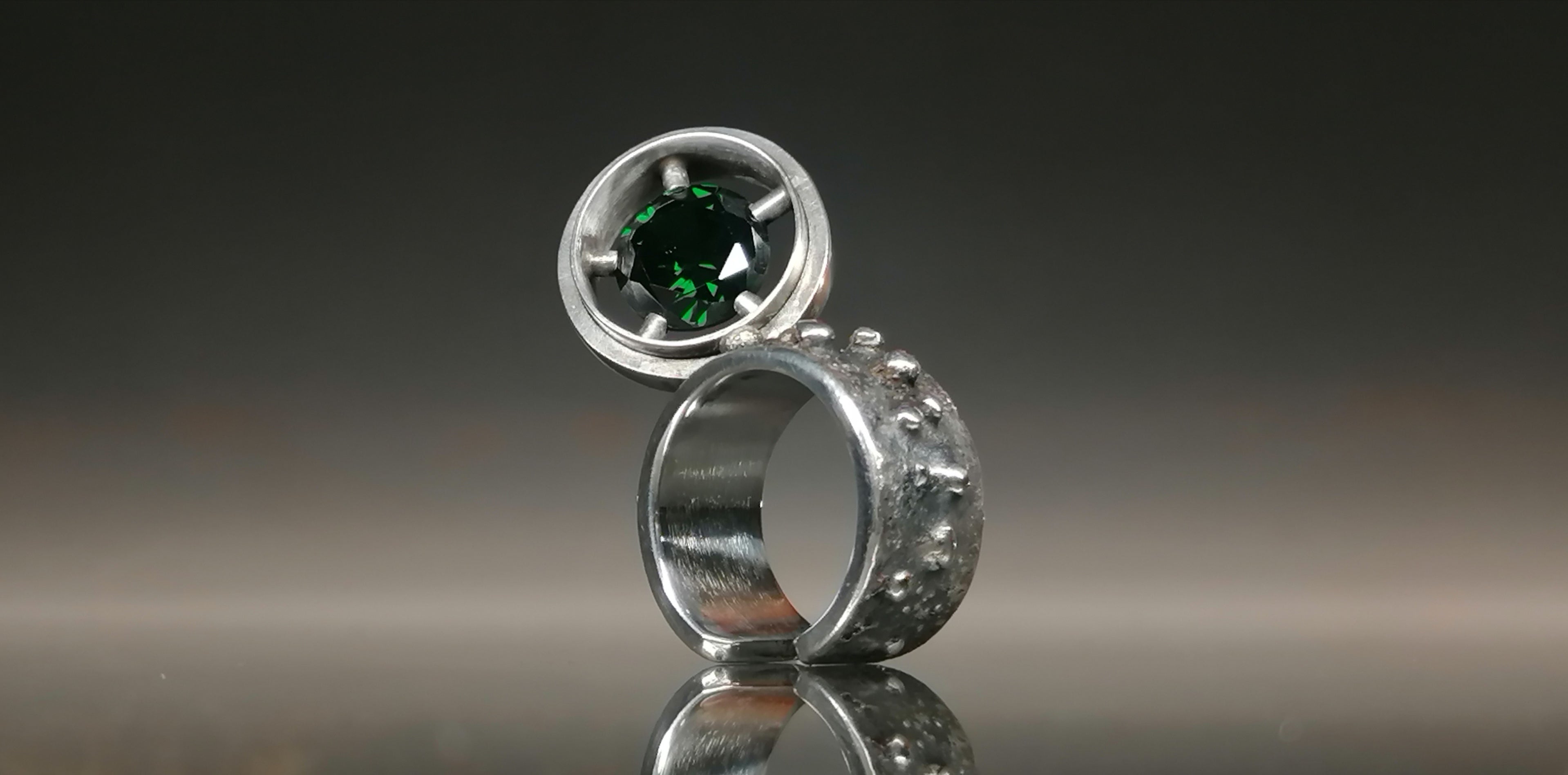 Pierścień srebro / cyrkonia- szmaragd " PRZYBYSZ"