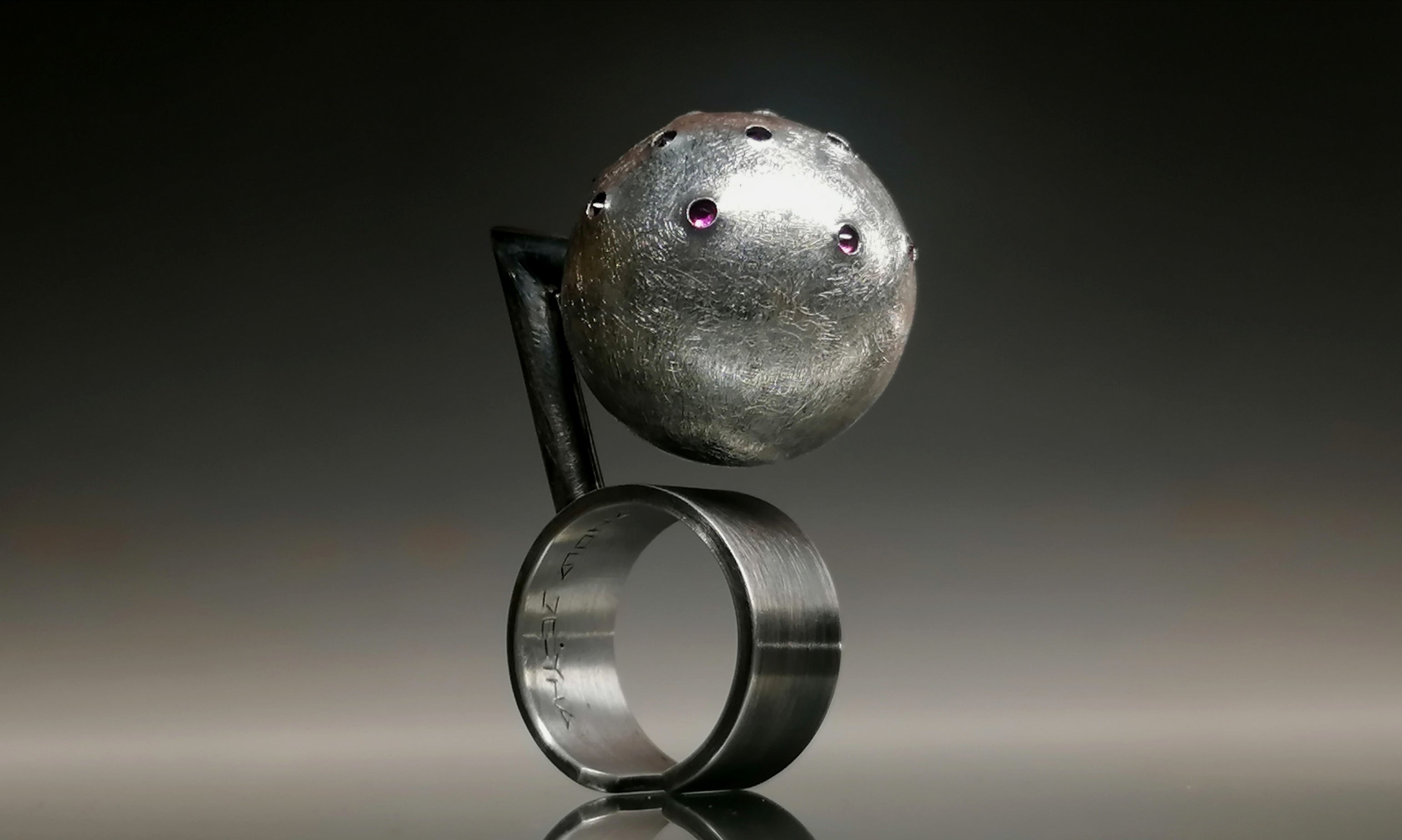 Pierścień srebro / kula