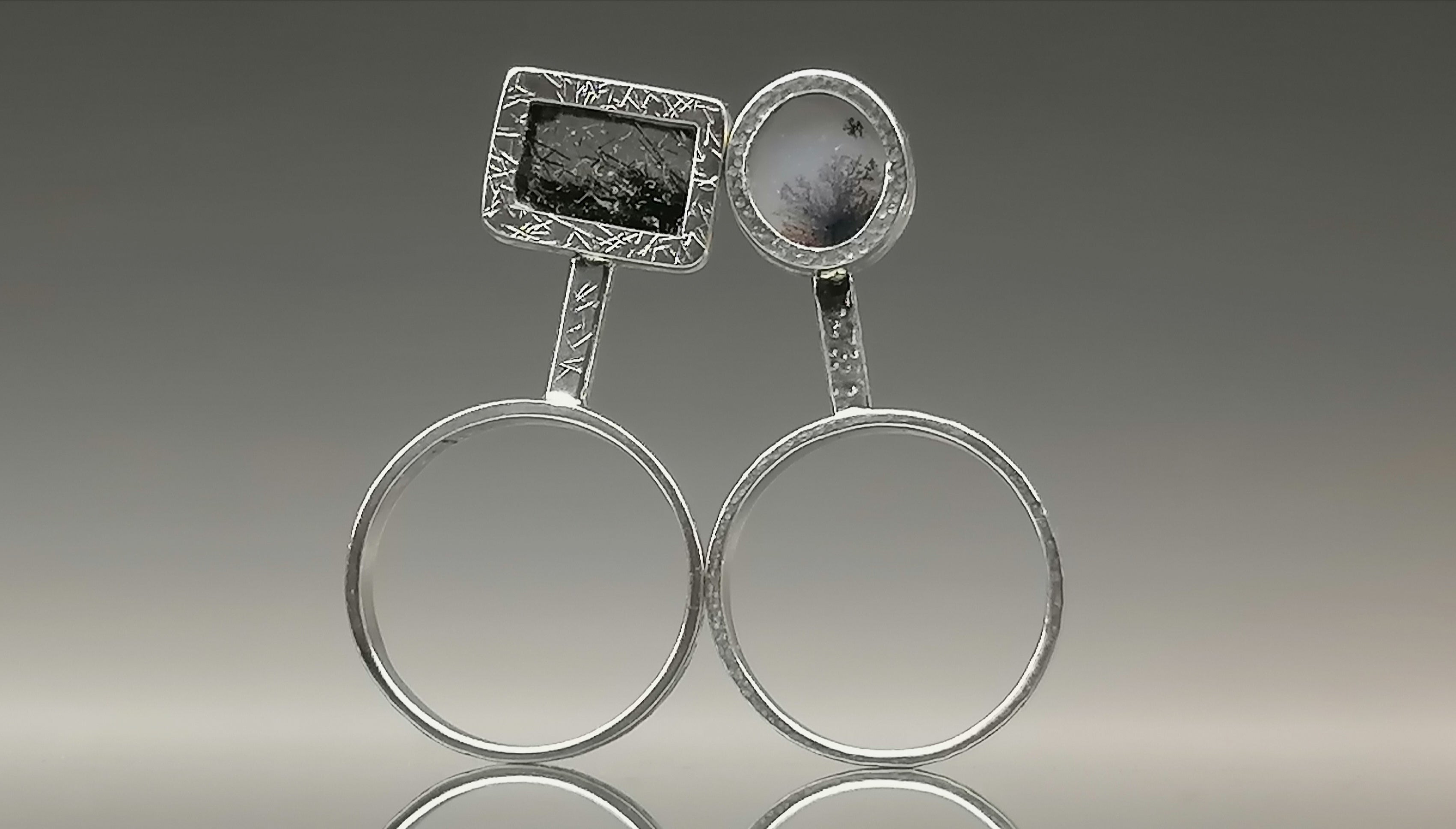 Zestaw dwóch pierścionków " ONI"