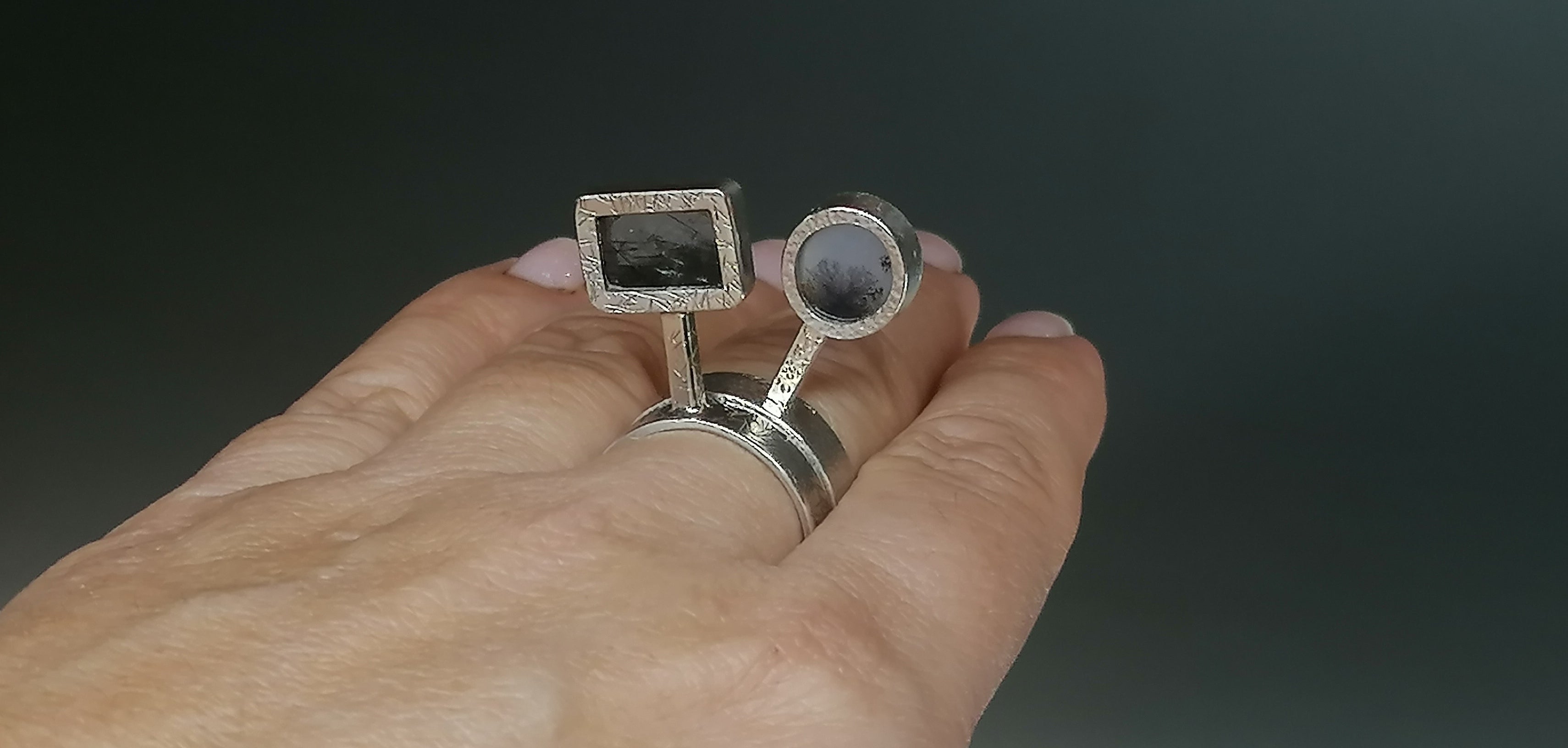 Zestaw dwóch pierścionków " ONI"