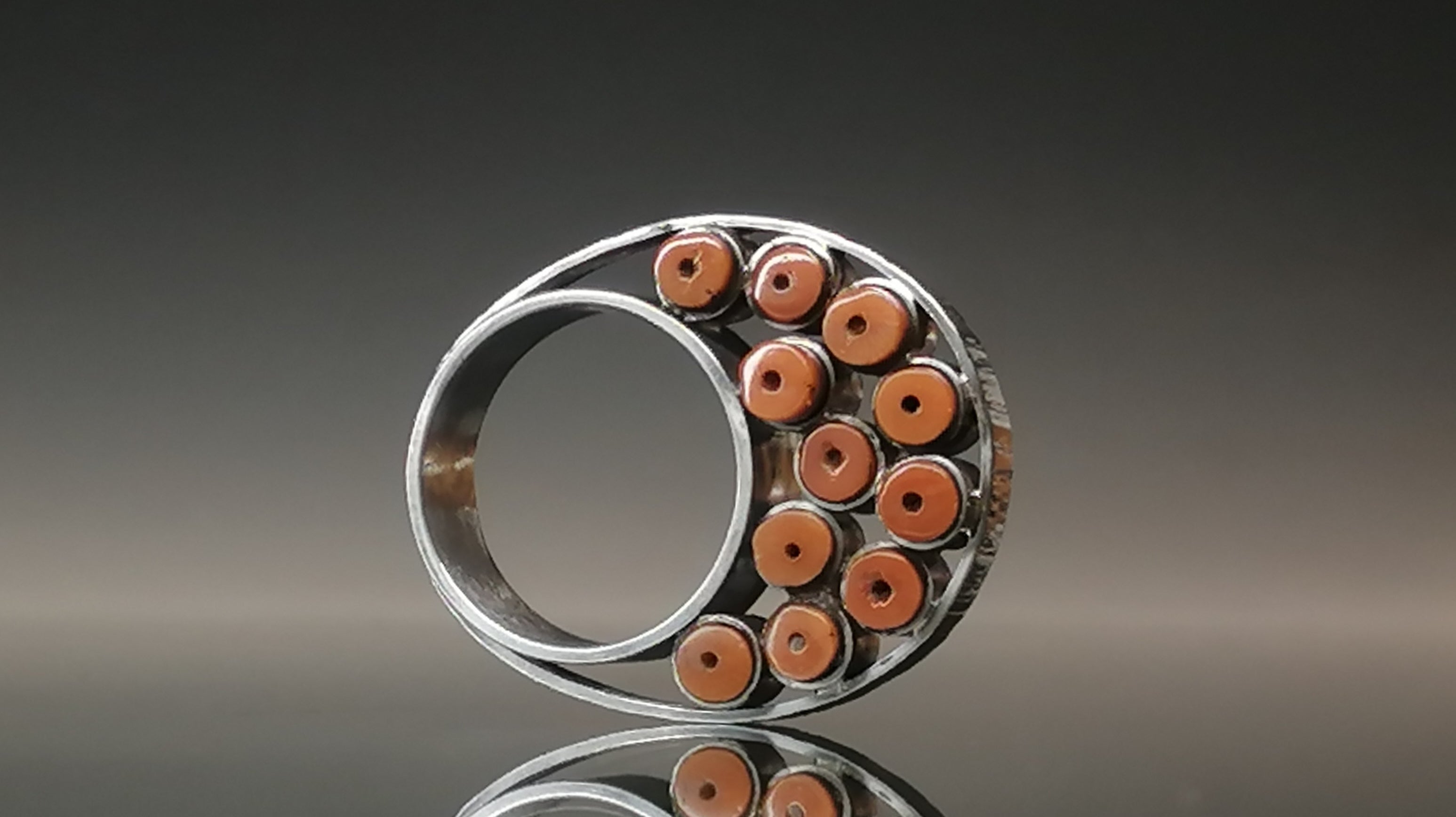 Pierścień / srebro -koral naturalny