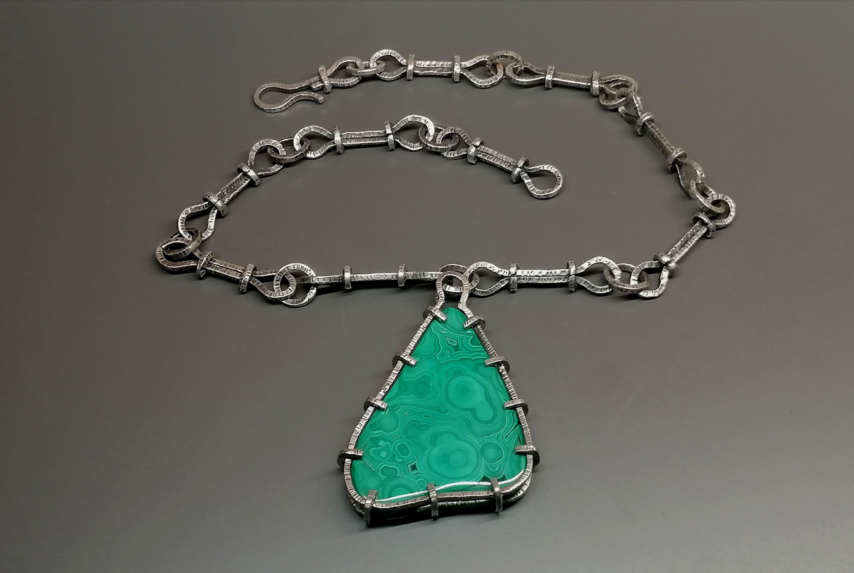 Naszyjnik / srebro- malachit