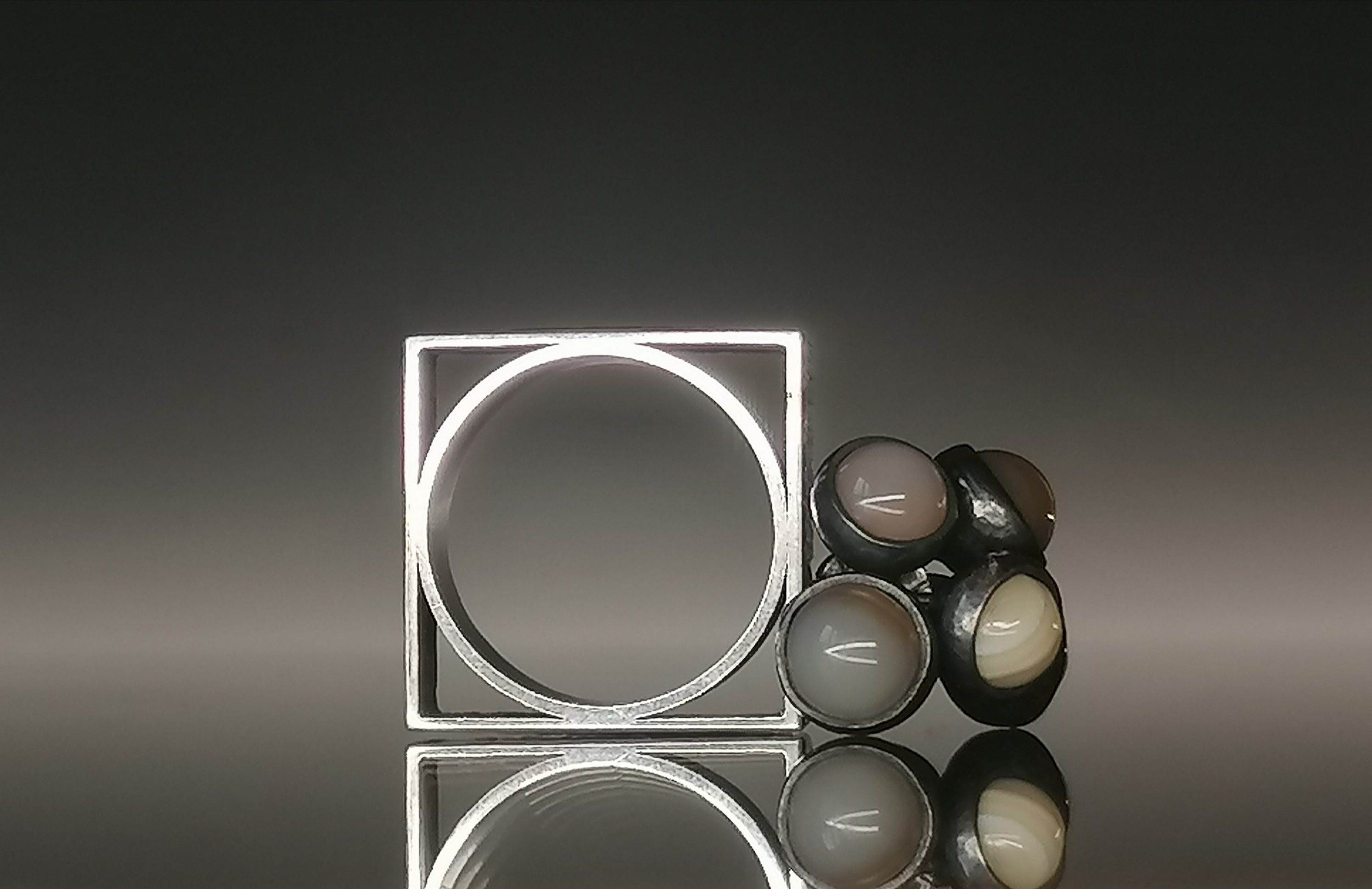 Pierścień / srebro -agaty